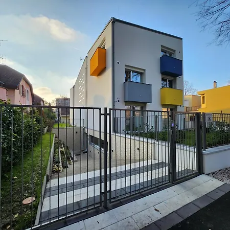 Apartman 18 *